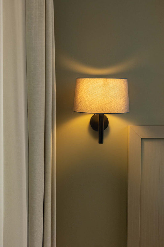 Aplique WINDSOR Faro negro con pantalla gris