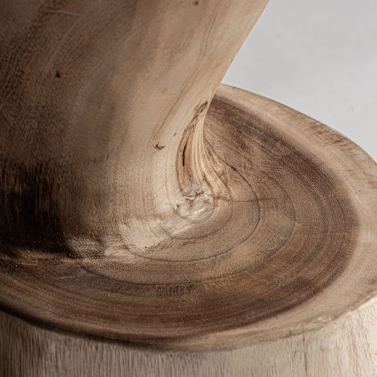 Taburete Aprica en Madera de Suar | Vical Home
