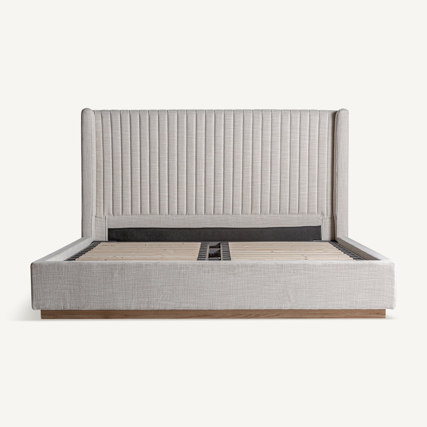 Cama AUNAC. Fabricado en poliéster, en color gris y madera de pino