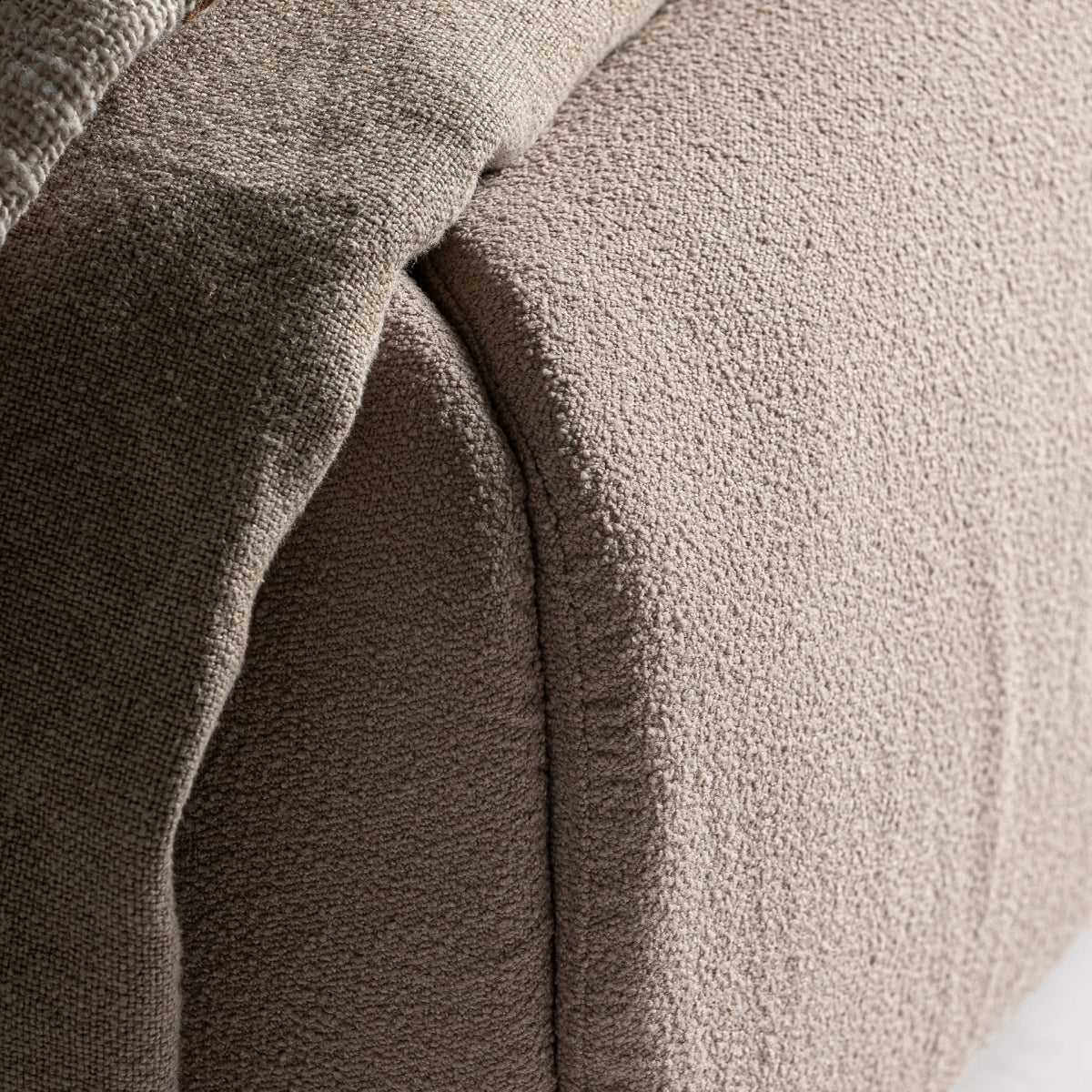Cama DAYTON materiales de LINO,MADERA DE PINO,ESPUMA
