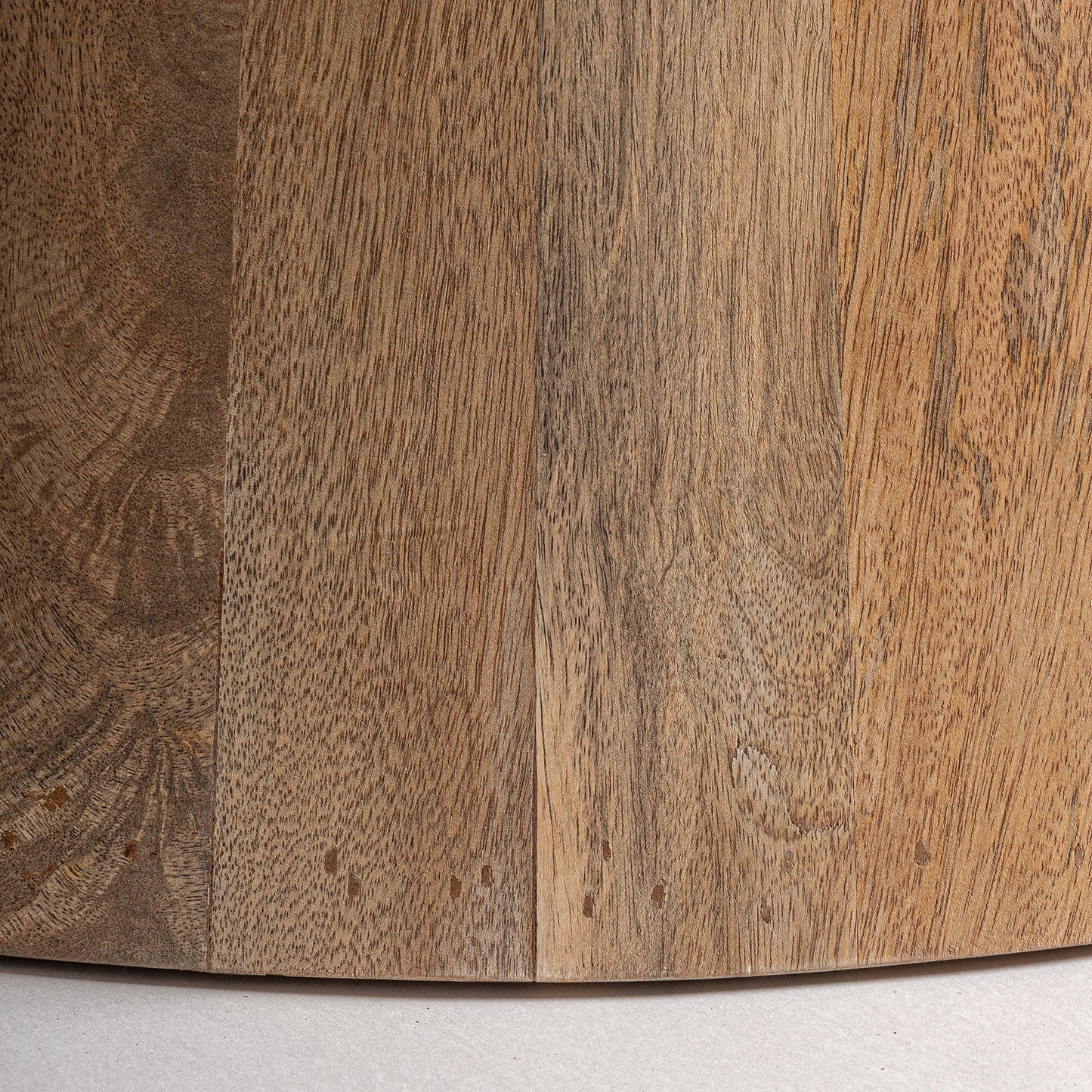 Mesa comedor MERSCH, 100% fabricado en madera de mango