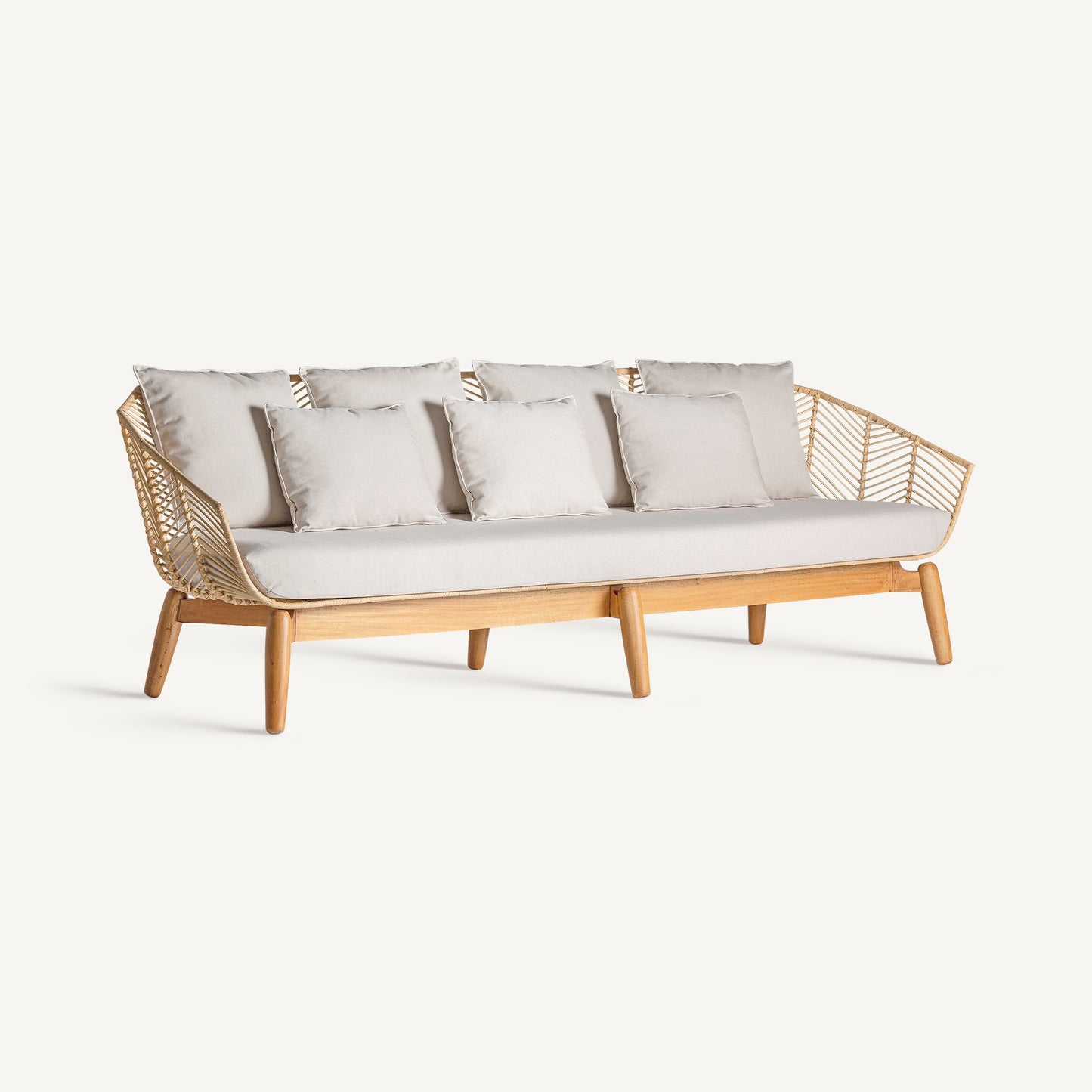 SOFÁ PLISSÉ RATTAN de 3 plazas con piezas artesanales y naturales.