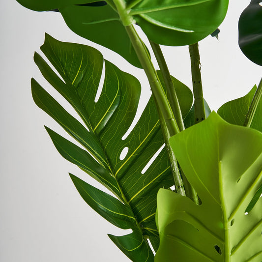 Detalle hoja perforada monstera artificial Vical