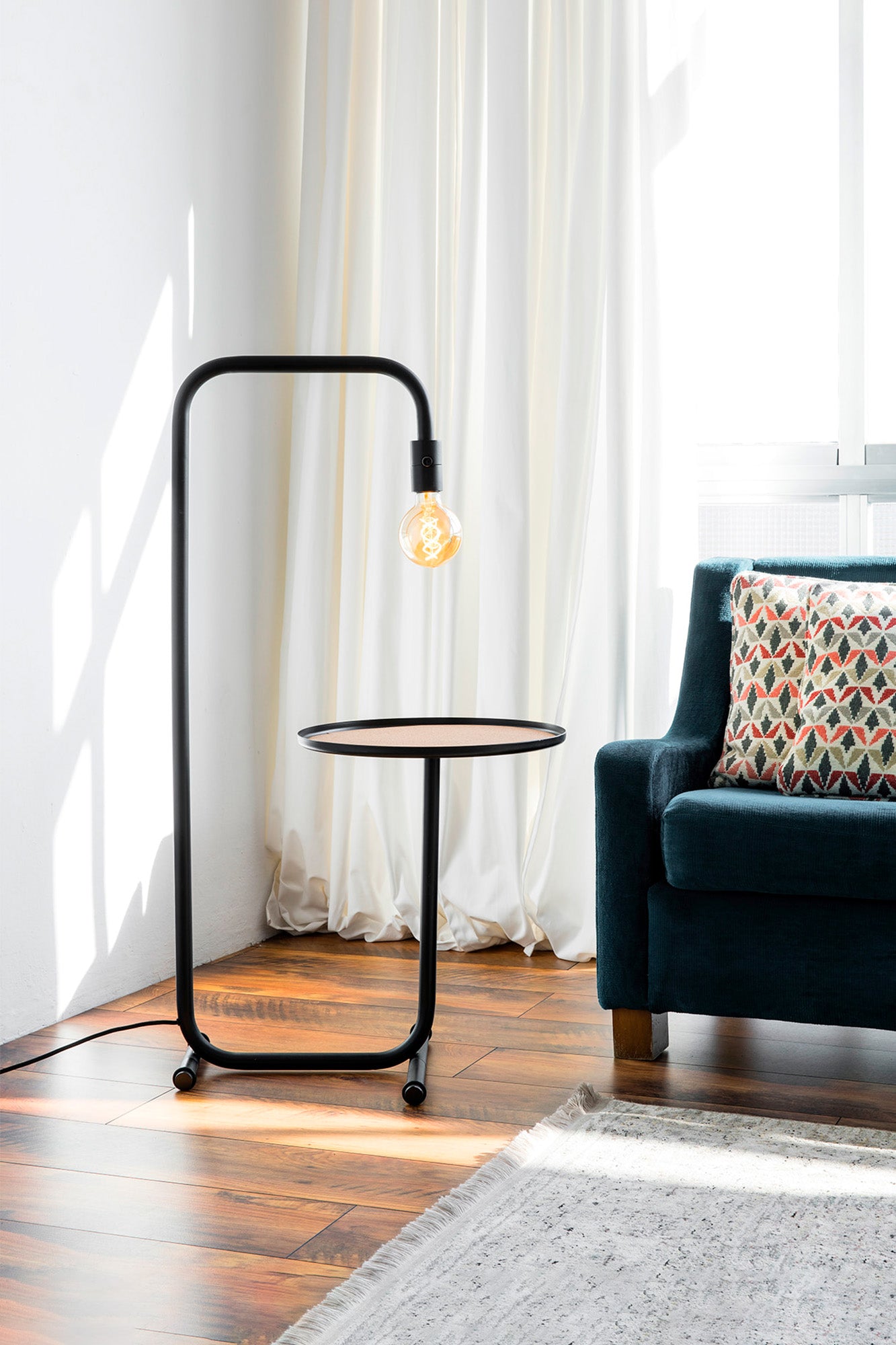 Lámpara de Pie de Salón Faro Guest Negro Mate 1xE27 - Ambiente