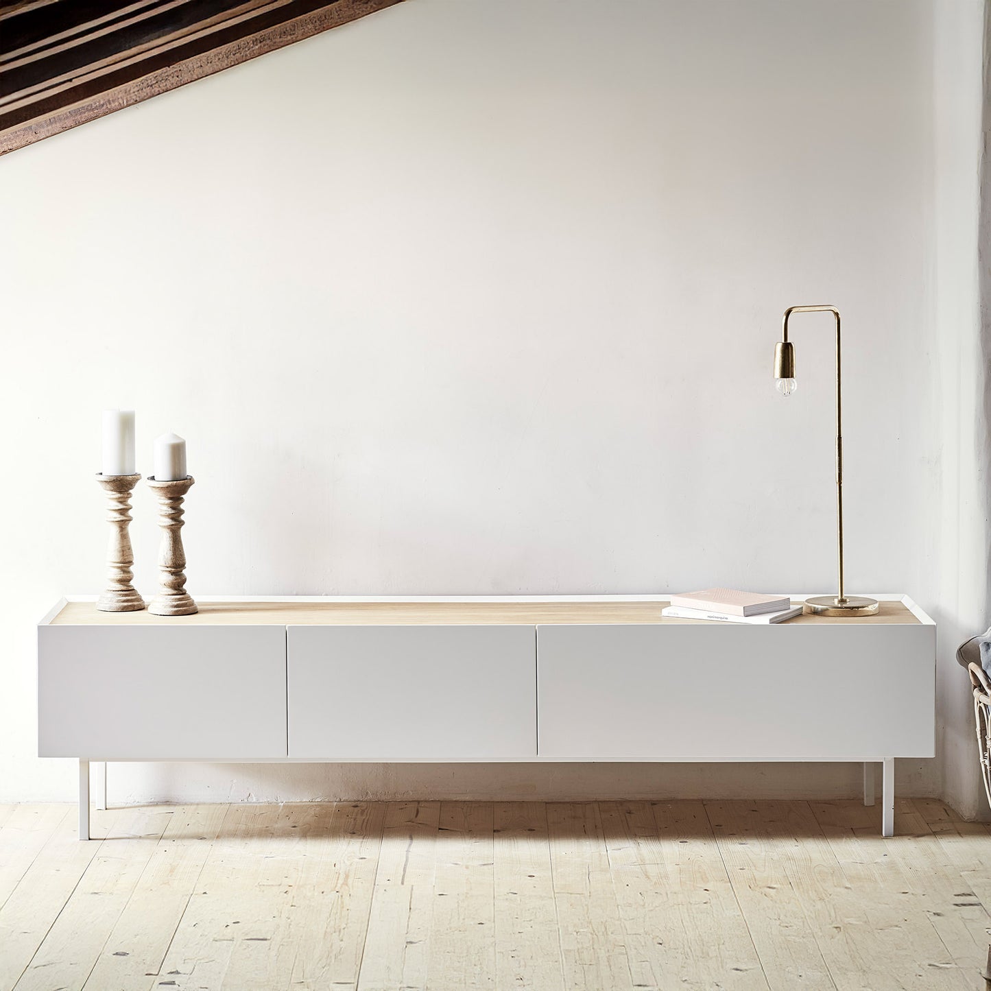 Mueble TV Arista blanco minimalista - Compacto pequeño espacio