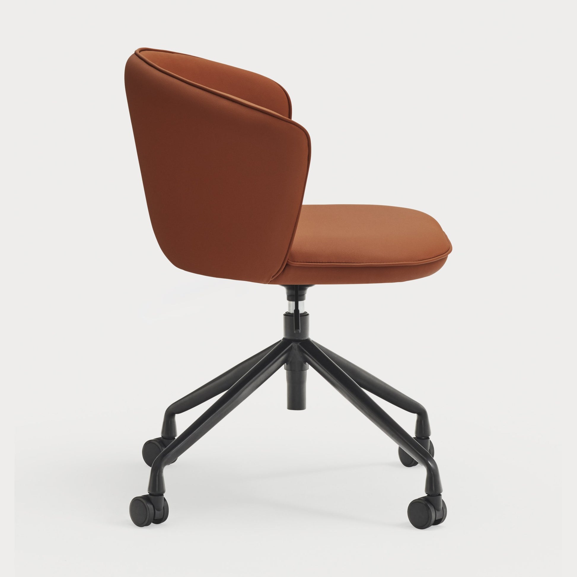 Silla ADD Teulat Pata con Ruedas | PerezOchando - PU Terracota (extra 2)