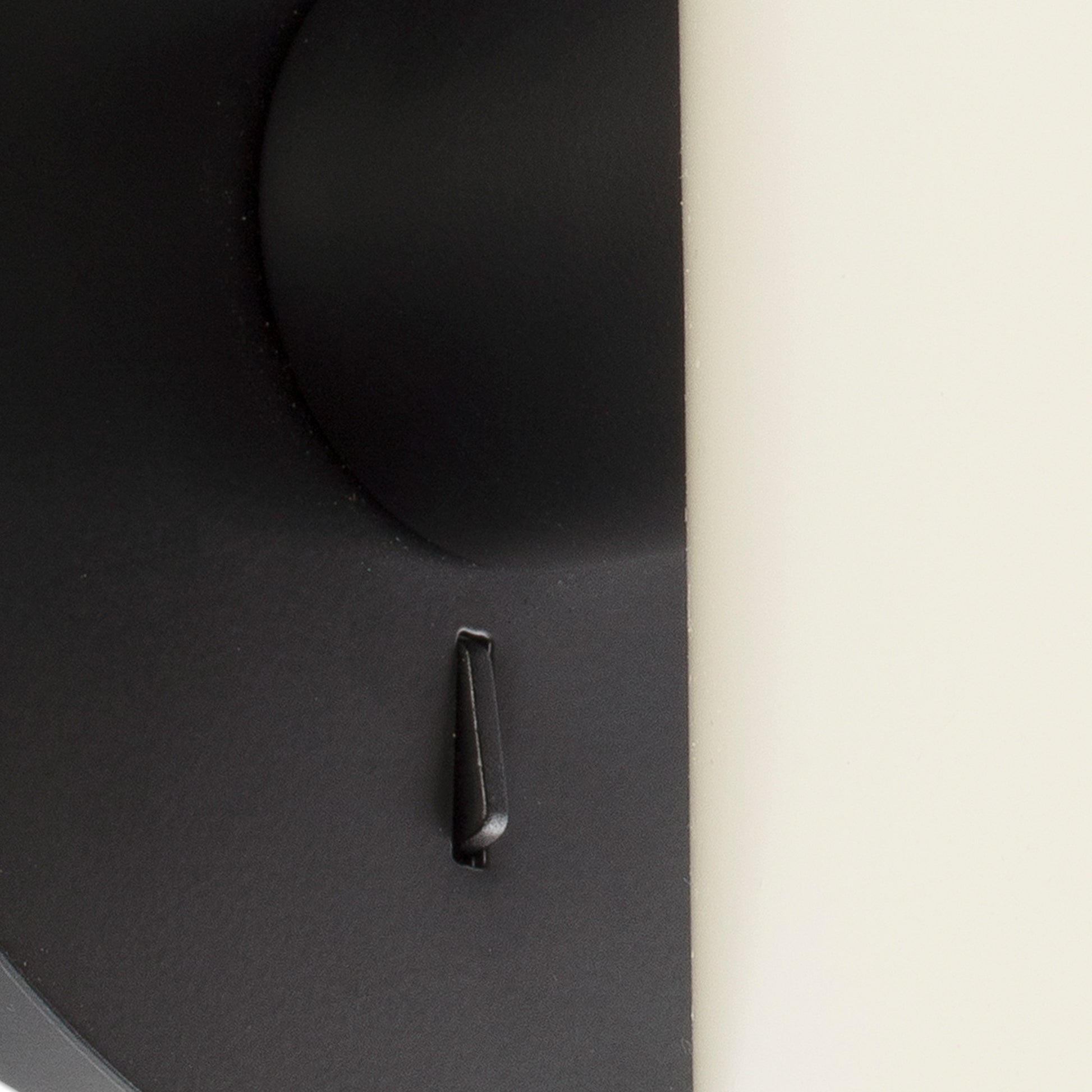 Aplique de Pared Faro Guadalupe Negro con Pantalla Beige - Detalle
