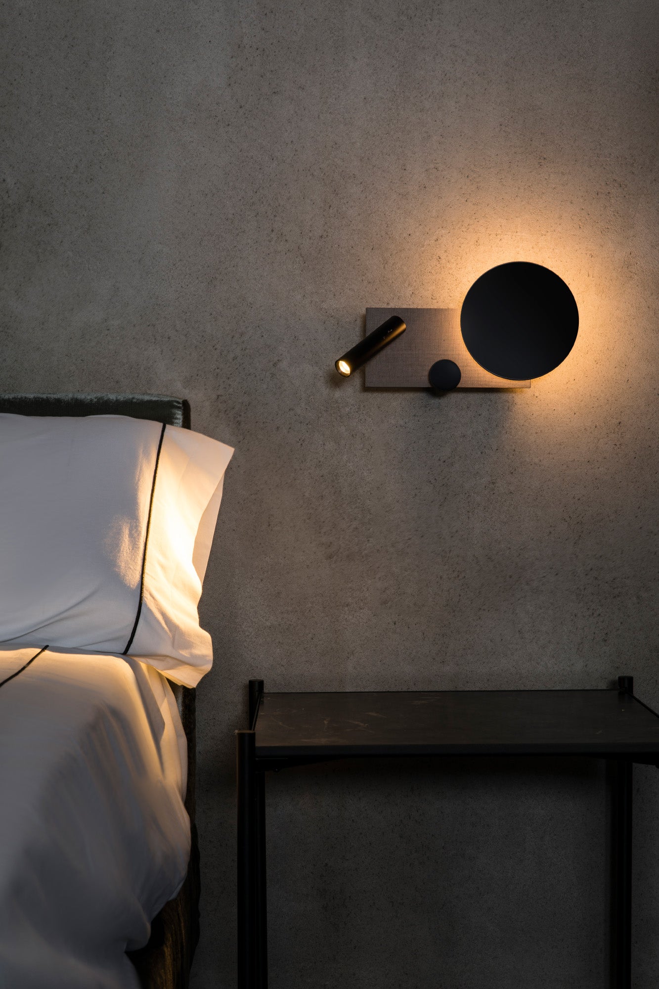 KLEE APLIQUE IZDO GRIS LED10W LECTOR 3W 2700K