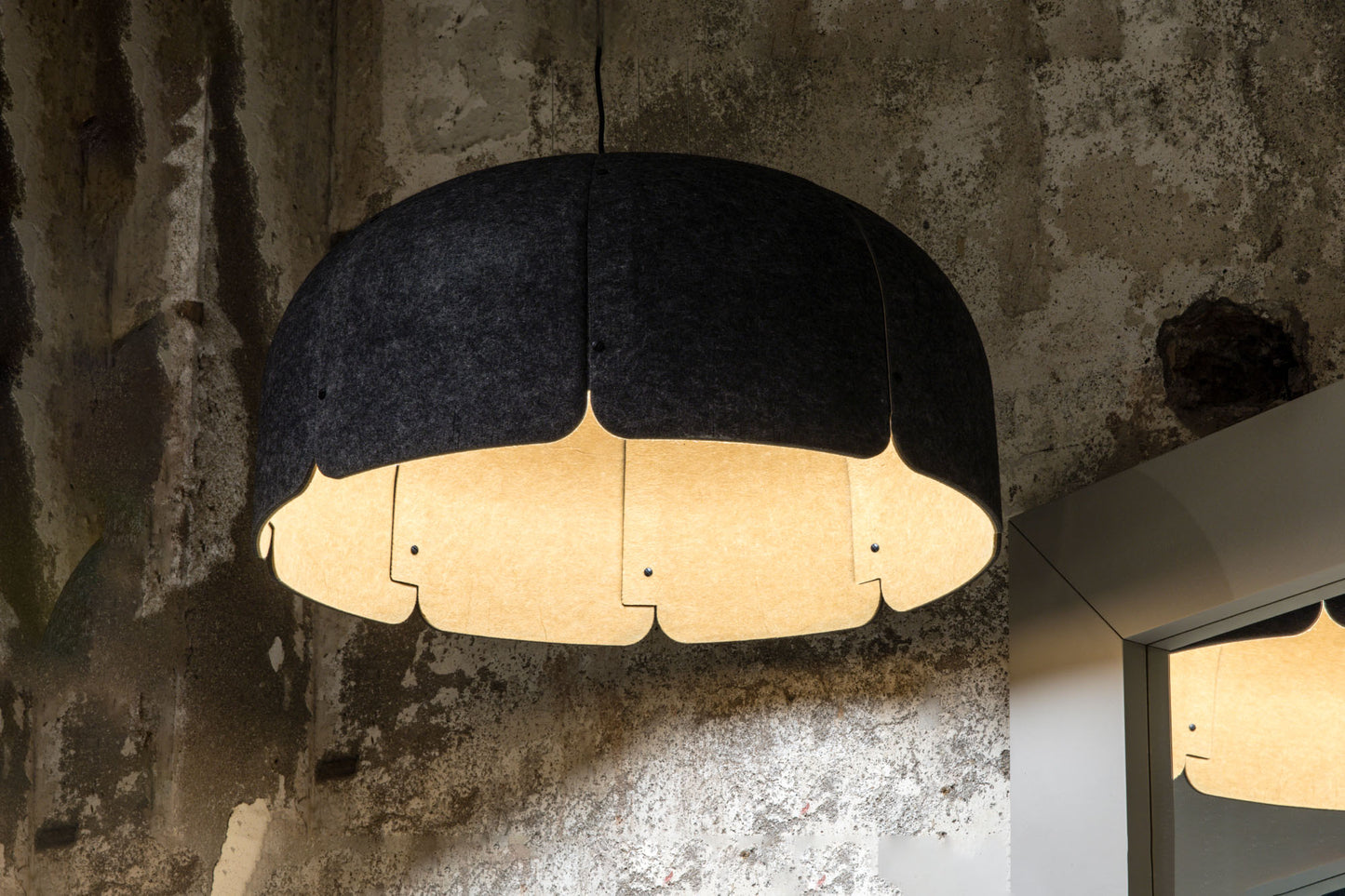 Lámpara Colgante Acústica Fonoabsorbente Faro MUTE Ø80cm Diseño Nahtrang LED 24W