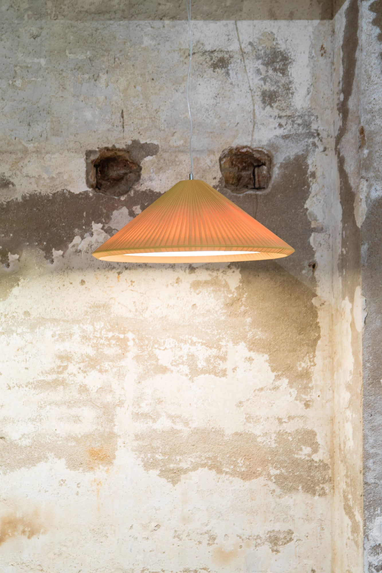 Lámpara Colgante Faro Saigon-In Ø70cm Blanco Marfil - Ambiente