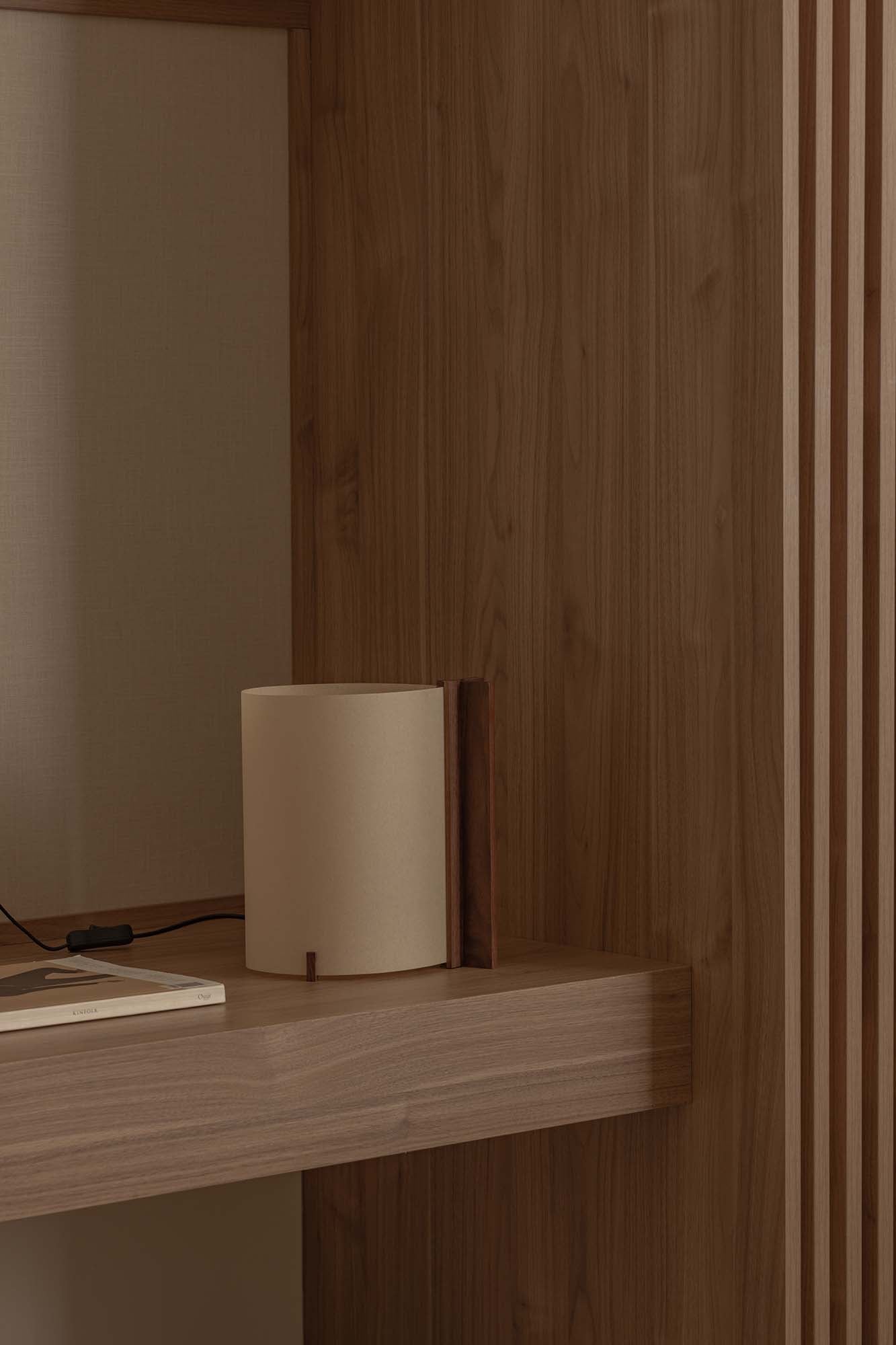 Lámpara de Sobremesa Faro CATA Madera Maciza Diseño Marina Milà LED 2W