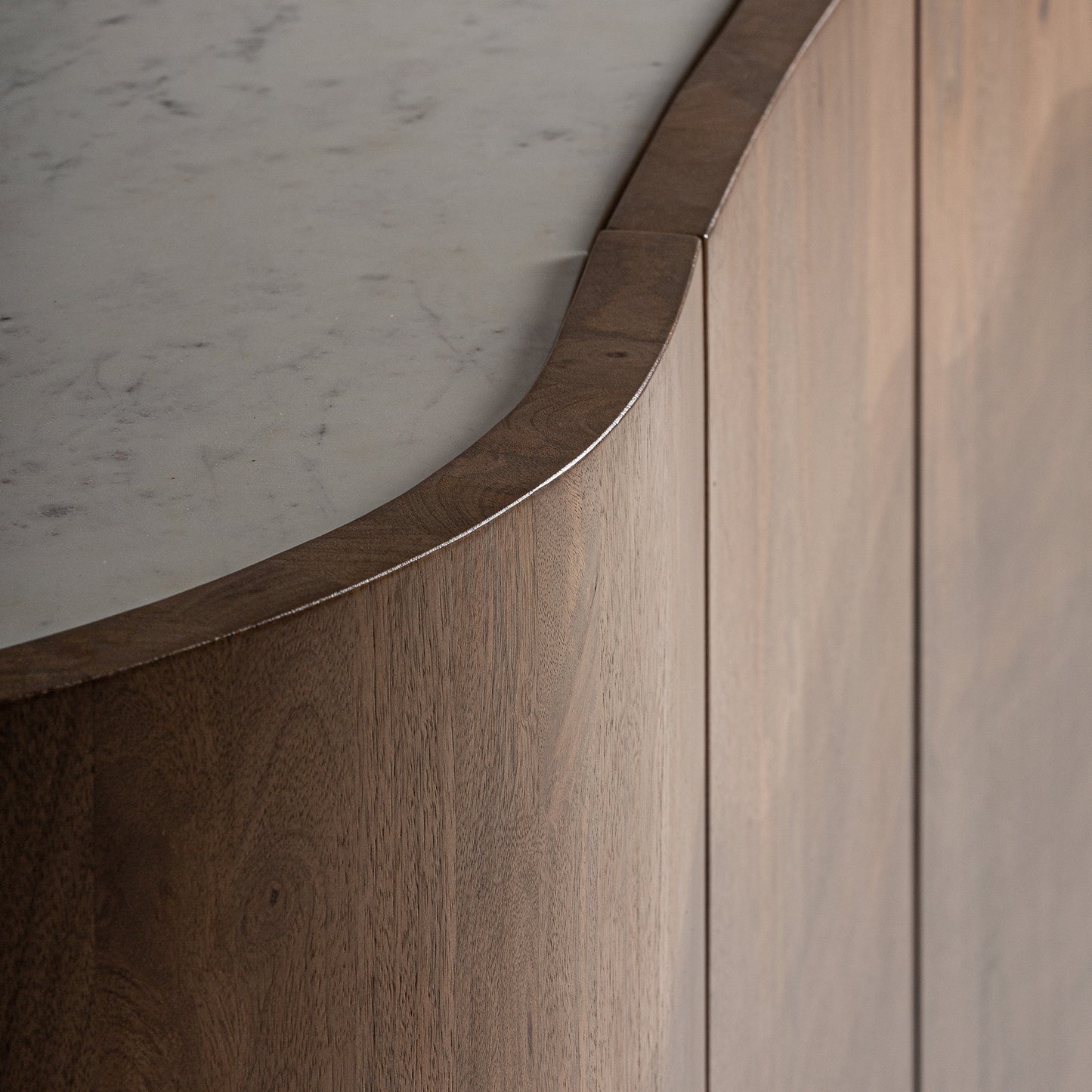 Aparador Sturgis en Madera de Mango y Mármol | Vical Home