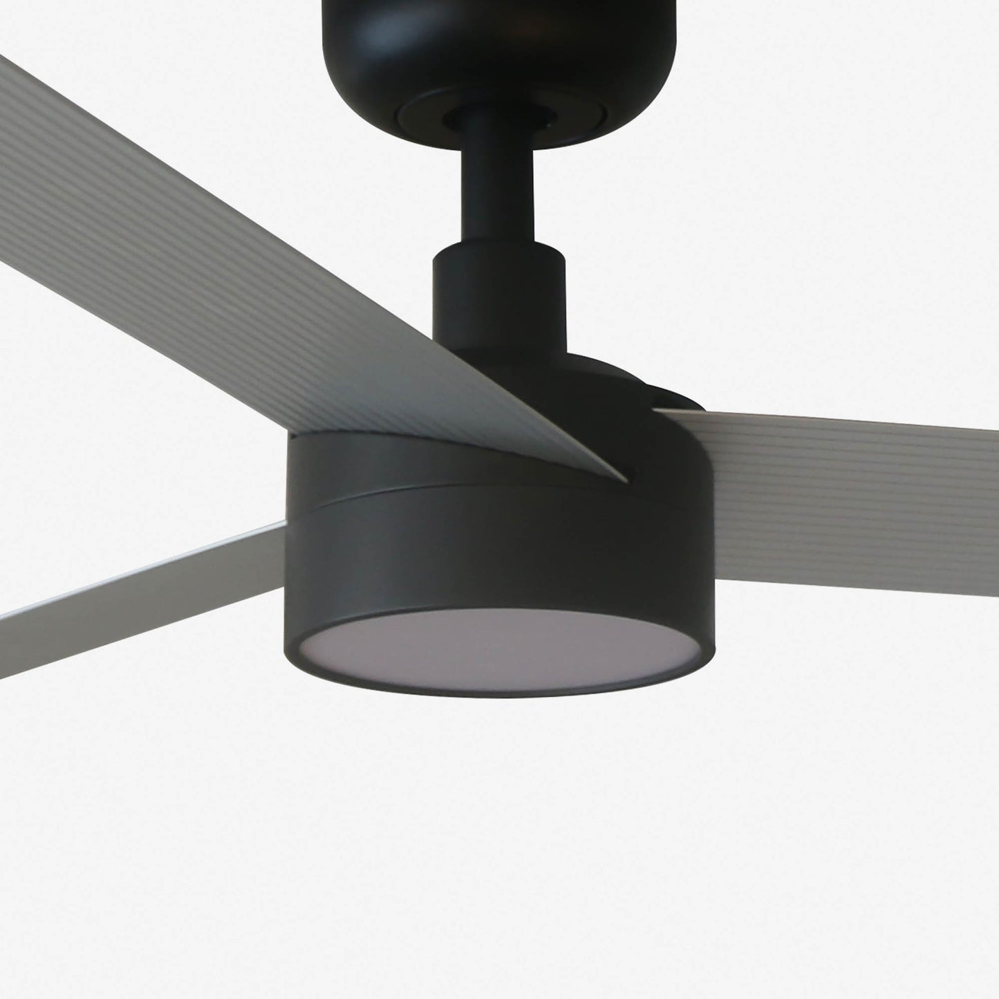 Ventilador de Techo Faro CRUISER L DC Ø132cm Palas de Aluminio