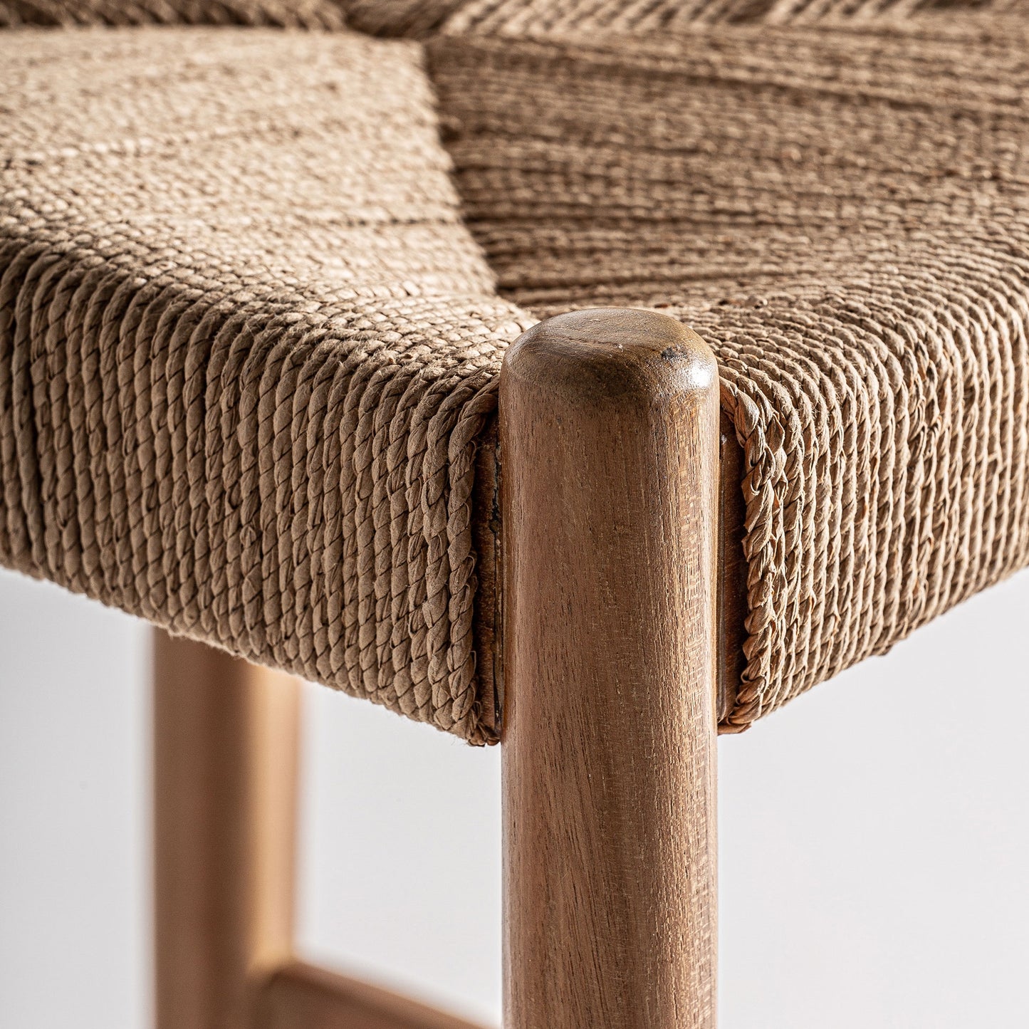 Taburete Agia VICAL de diseño natural para comedor