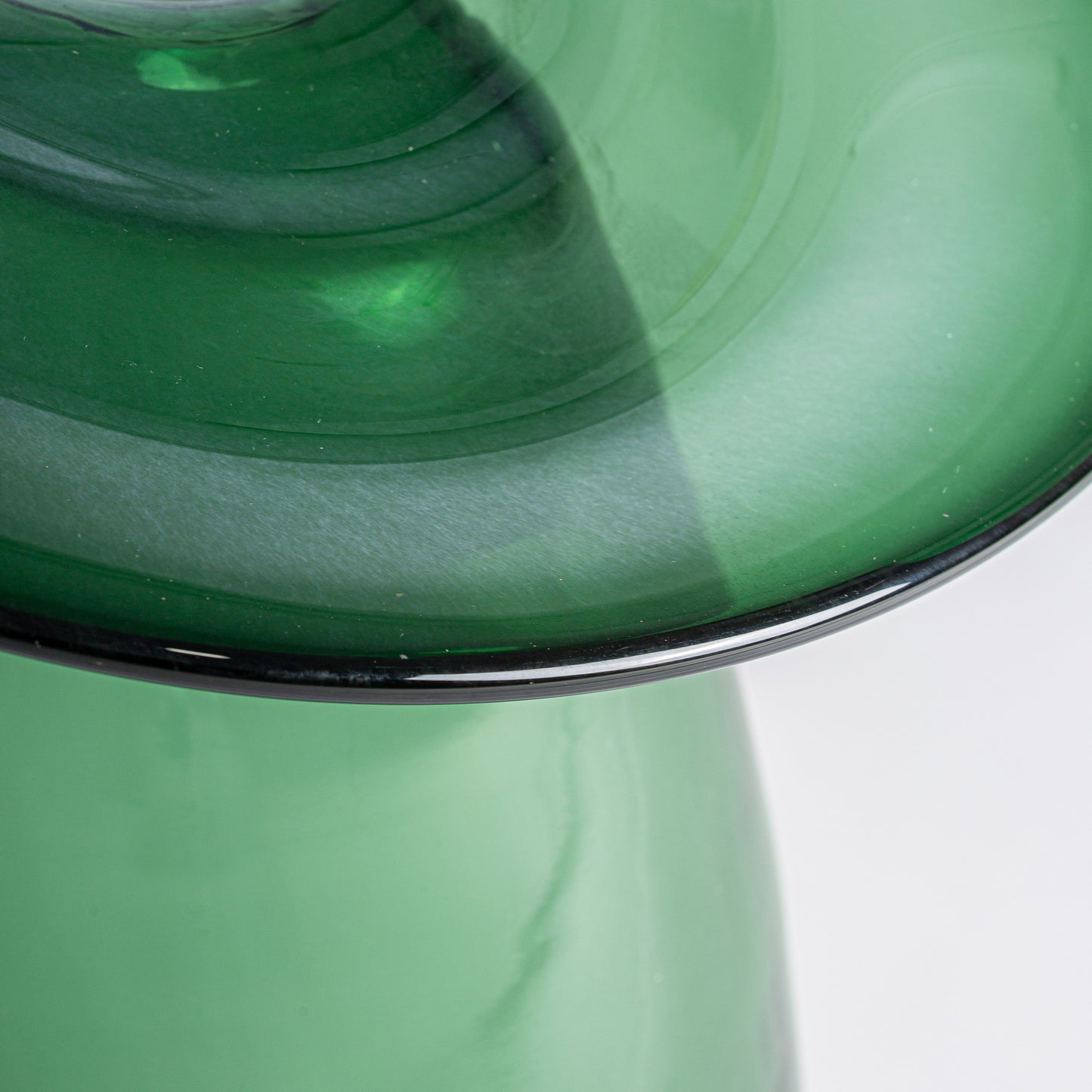 Jarrón Akari Vical Vidrio Verde Translúcido | Decorativo Artístico 37x51cm