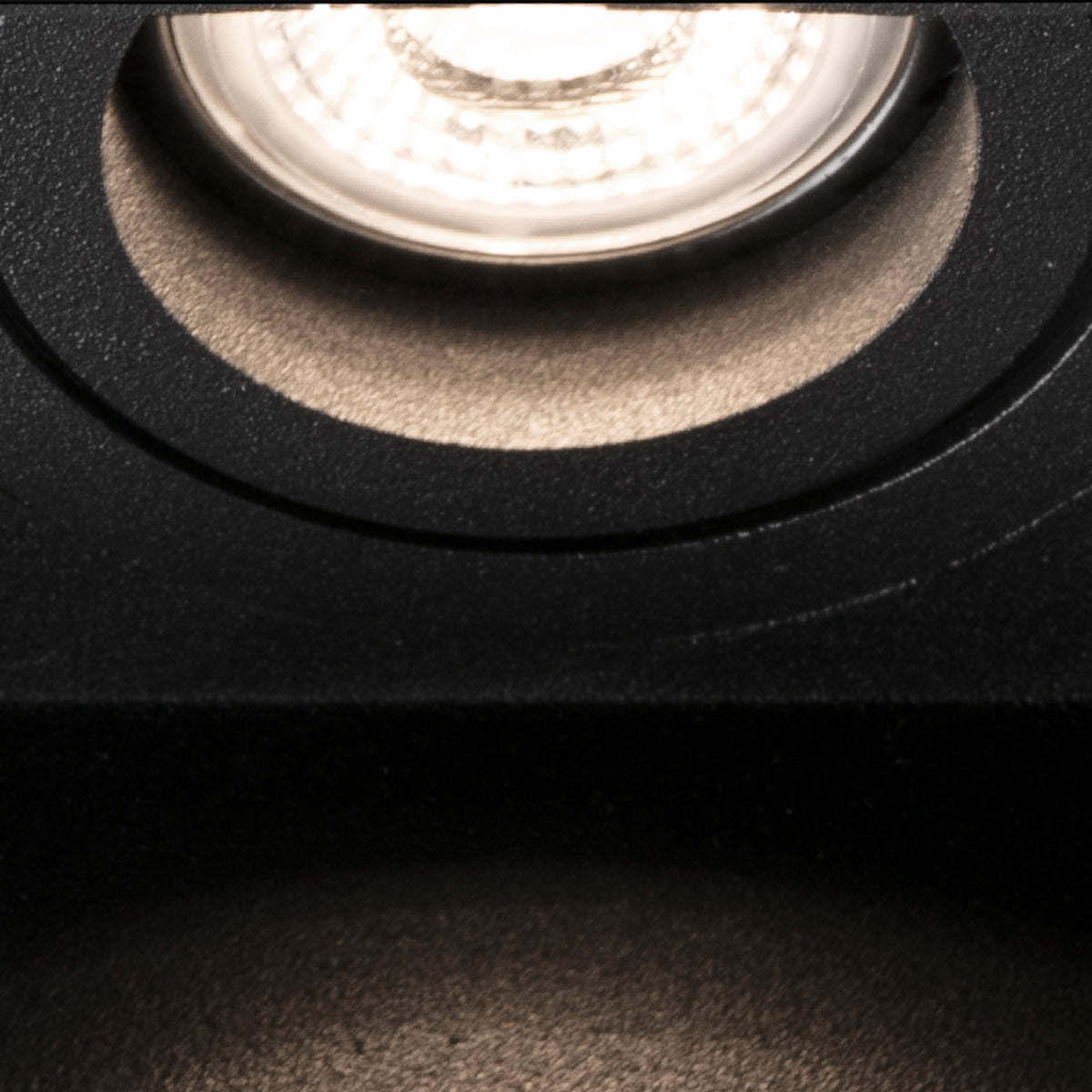 Detalle tecnico Faro HYDE 2 luces orientable cuadrado negro IP20 ref 40123