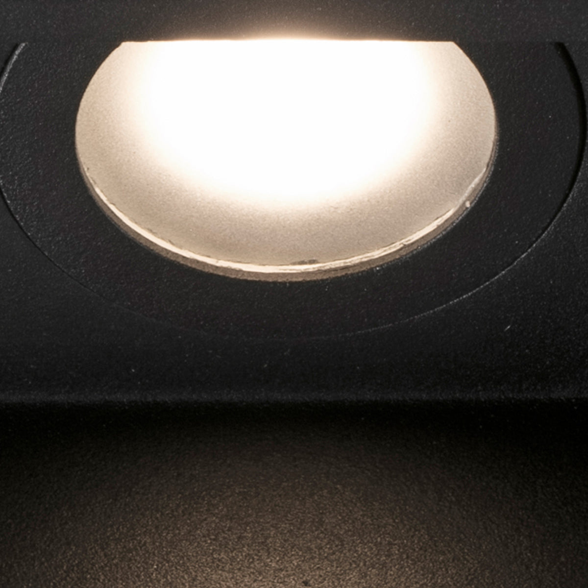 Detalle tecnico Faro HYDE 2 luces fijo cuadrado negro IP44 ref 40125