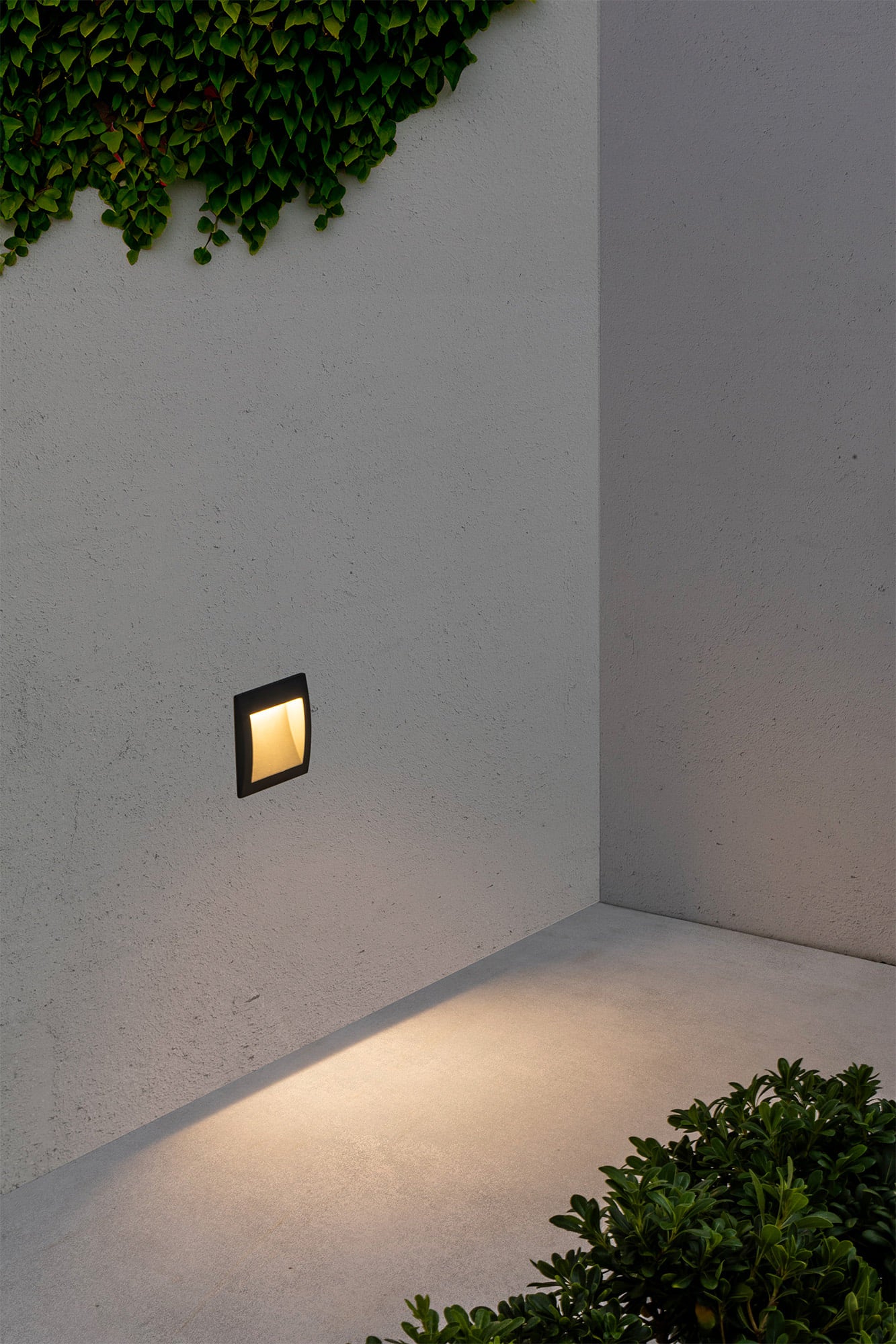 Empotrable de Suelo Faro Sedna-3 Gris LED 3W 3000K IP67 - Ambiente