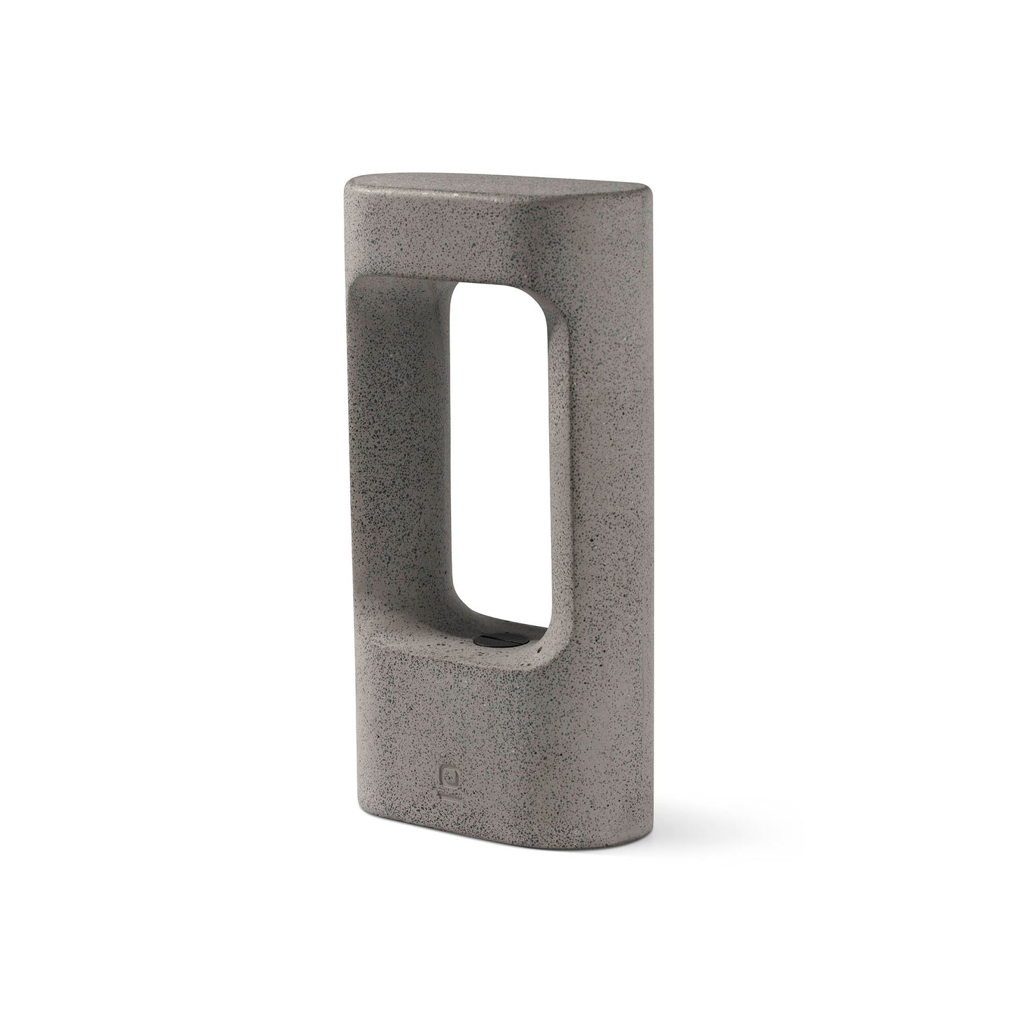 Baliza de Exterior Faro TOTEM Hormigón Arquitectónico IP65 Diseño Roger Vancells - Fotografía de Ambiente