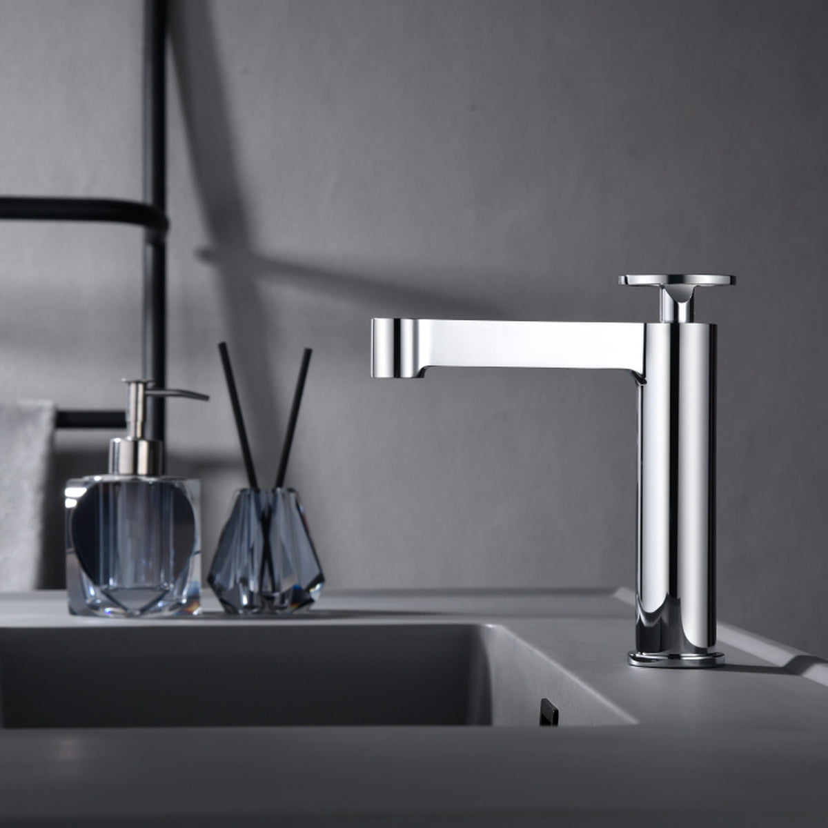 MONOMANDO LAVABO OLIMPO IMEX en un baño real