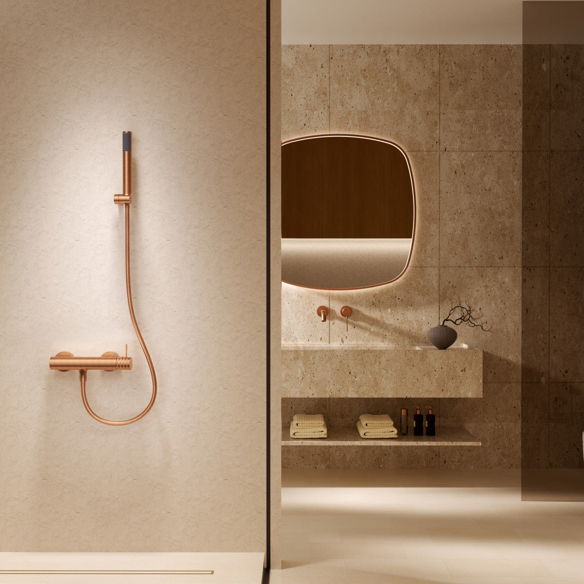 Kit de Ducha Monomando Génova IMEX instalado en un baño