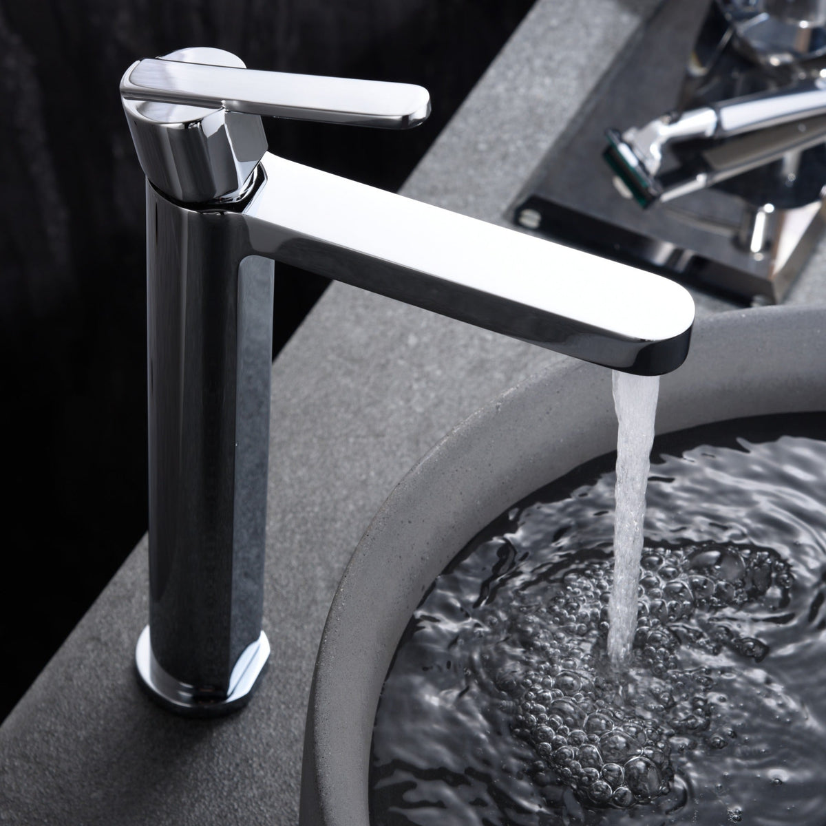 MONOMANDO LAVABO ALTO ROMA IMEX en un baño real