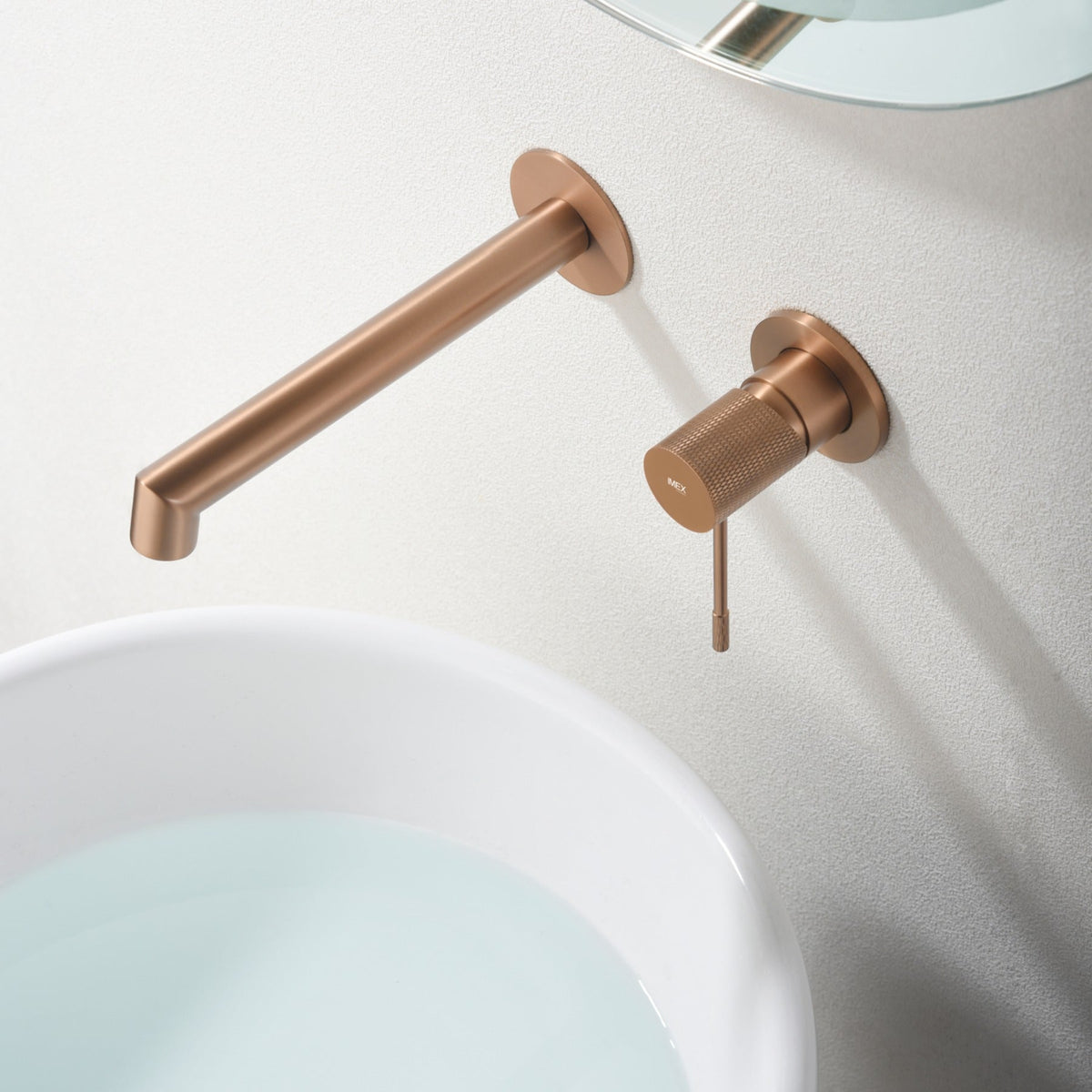 Monomando Empotrado de Lavabo Line IMEX instalado en un baño