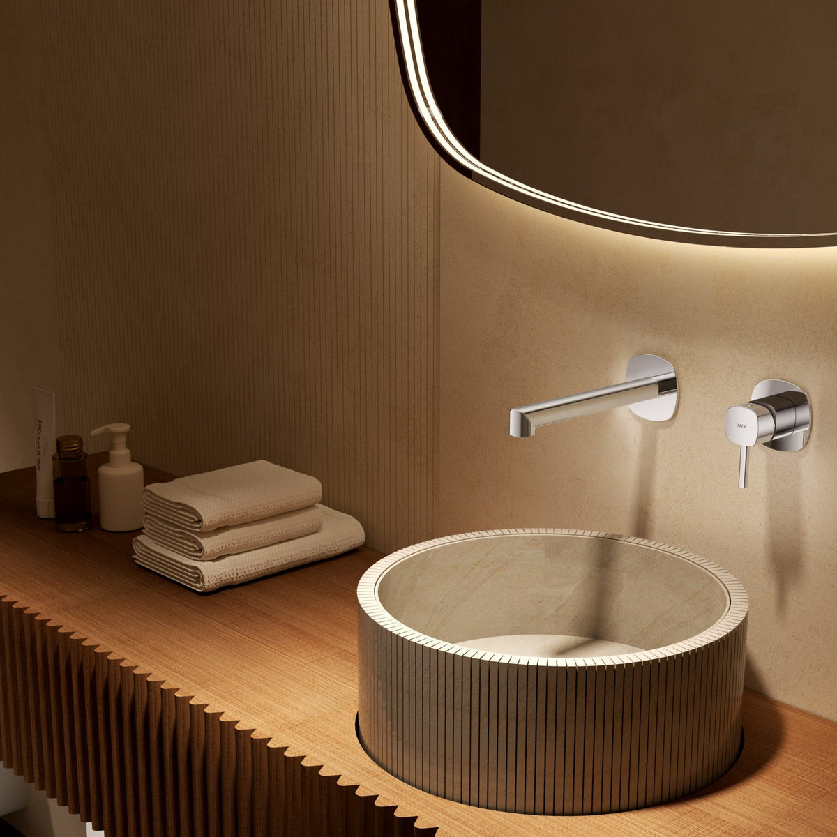 Monomando Empotrado de Lavabo Toscana IMEX instalado en un baño