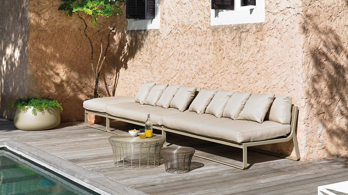 Mesa Baja de Exterior GANDIA BLASCO ARAM Ø71 cm Diseño Nendo
