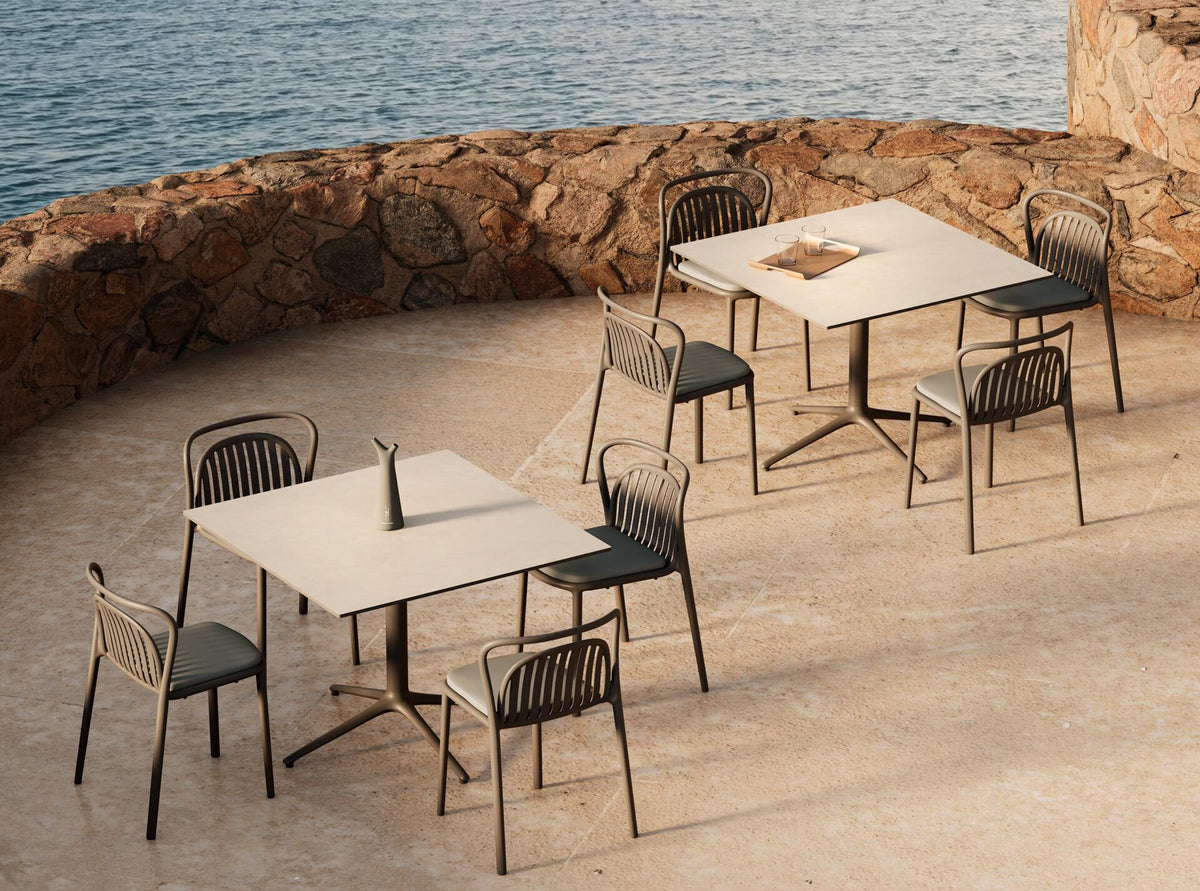 Silla de Comedor de Exterior GANDIA BLASCO CLASSE Apilable Diseño Yonoh Studio