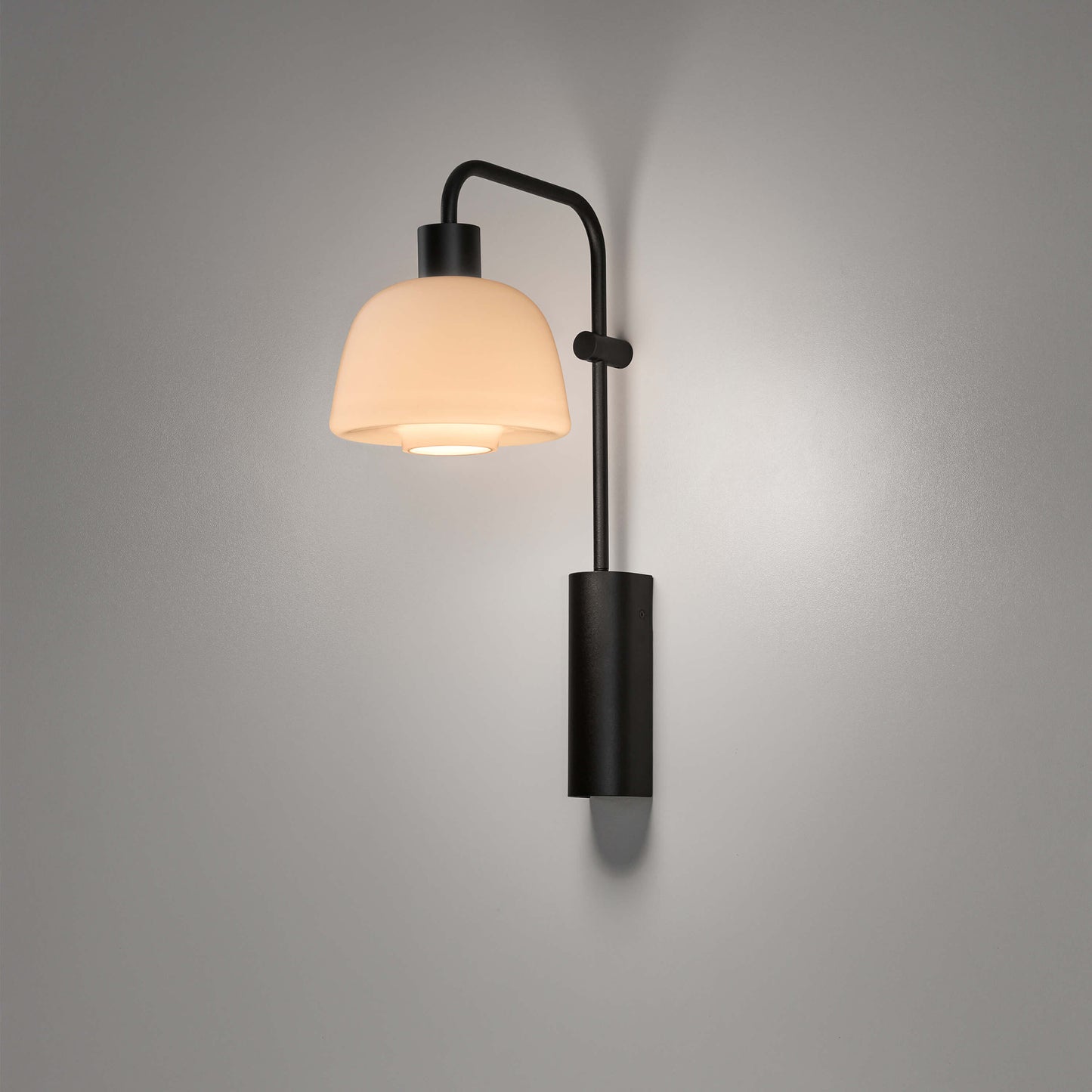 Aplique Drep A/04 Bover con pantalla Nude Opal