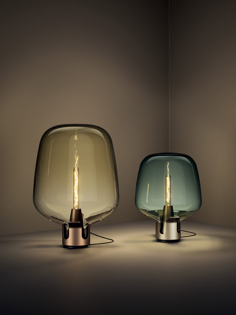 Lámpara de Mesa Flar LODES - Encendida en Terra y Champagne