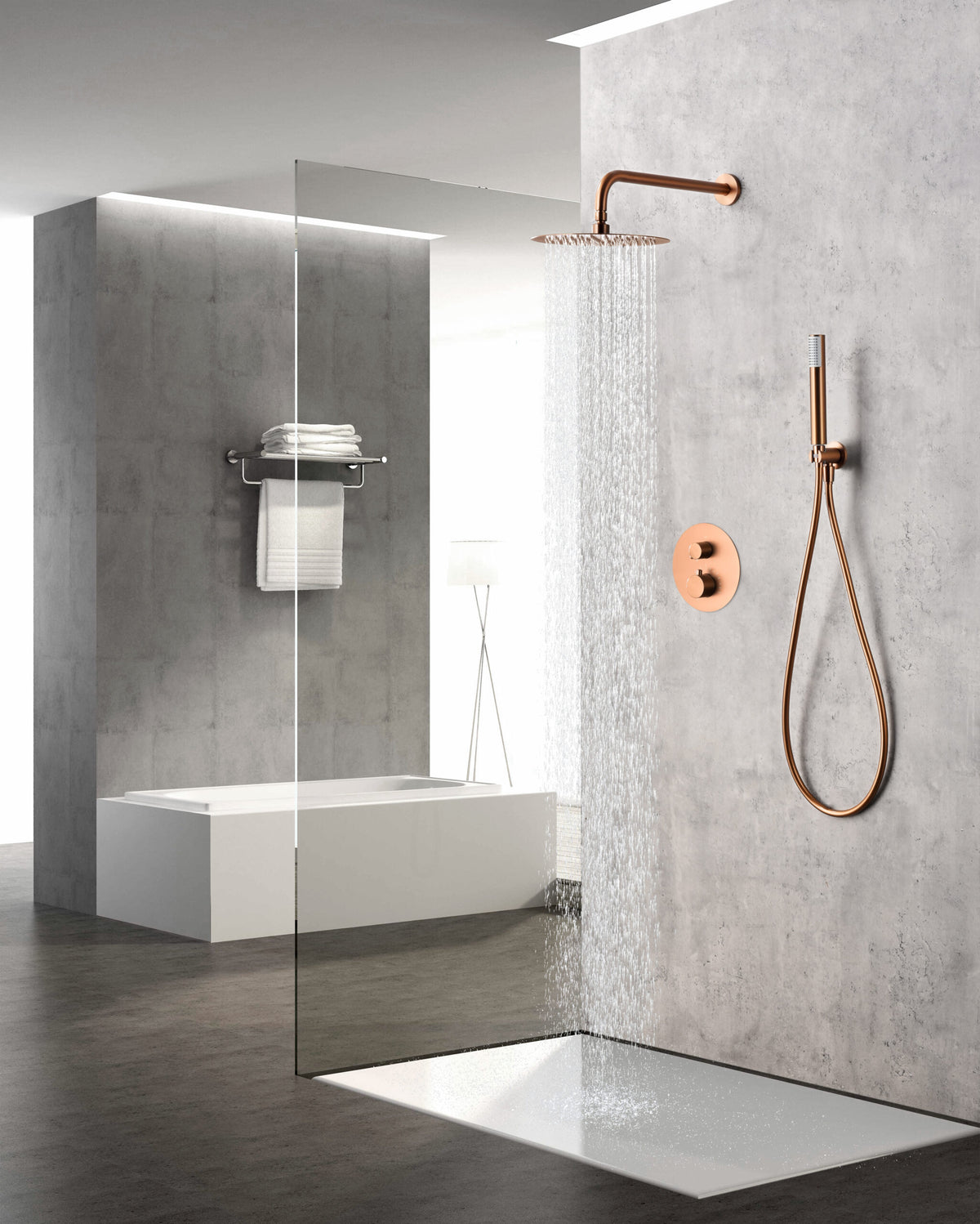 Ambiente de ducha de diseño con conjunto IMEX Monza Oro Rosa Cepillado
