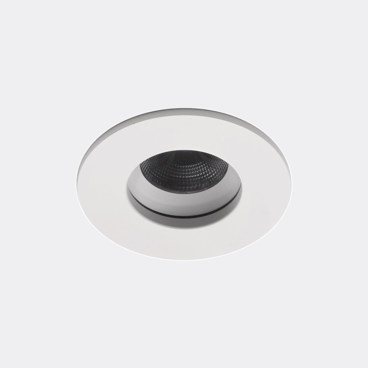 Downlight LEDS C4 Play IP65 Round Fixed 19.8W blanco para baño y ducha