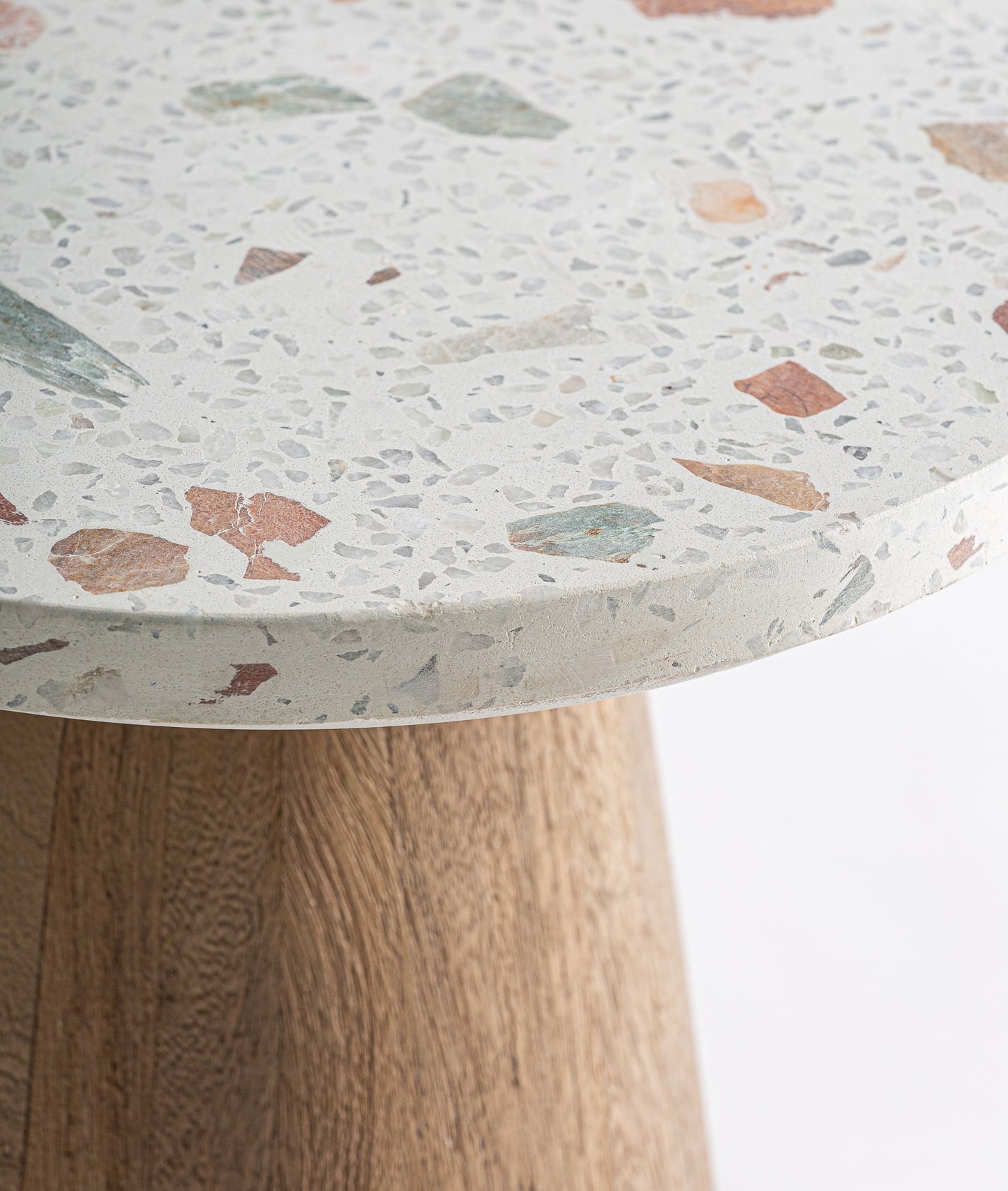 Mesa Lautrec ambientada en un salón de estilo nórdico