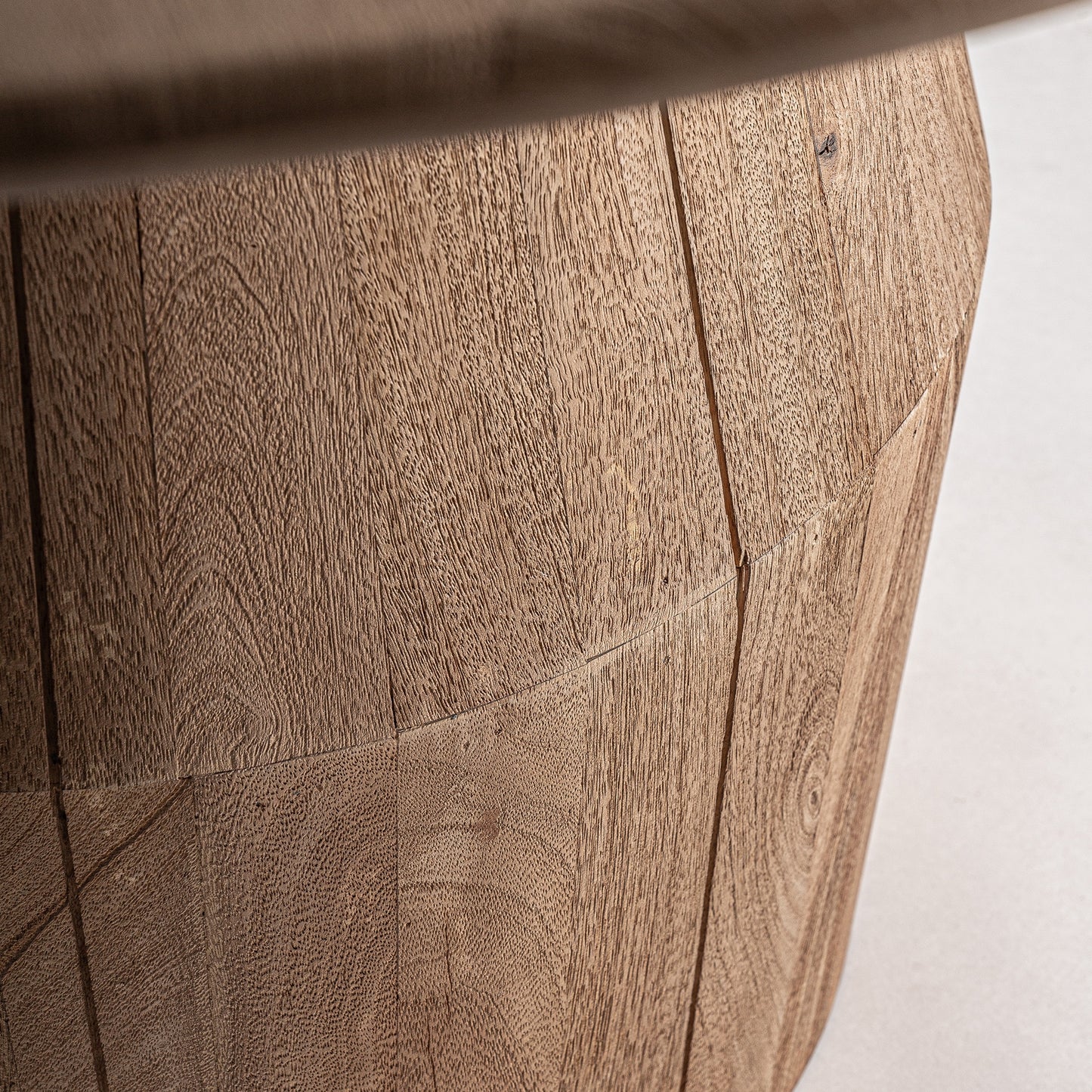 Mesa comedor Jacquard VICAL diseño redondo contemporáneo para comedor