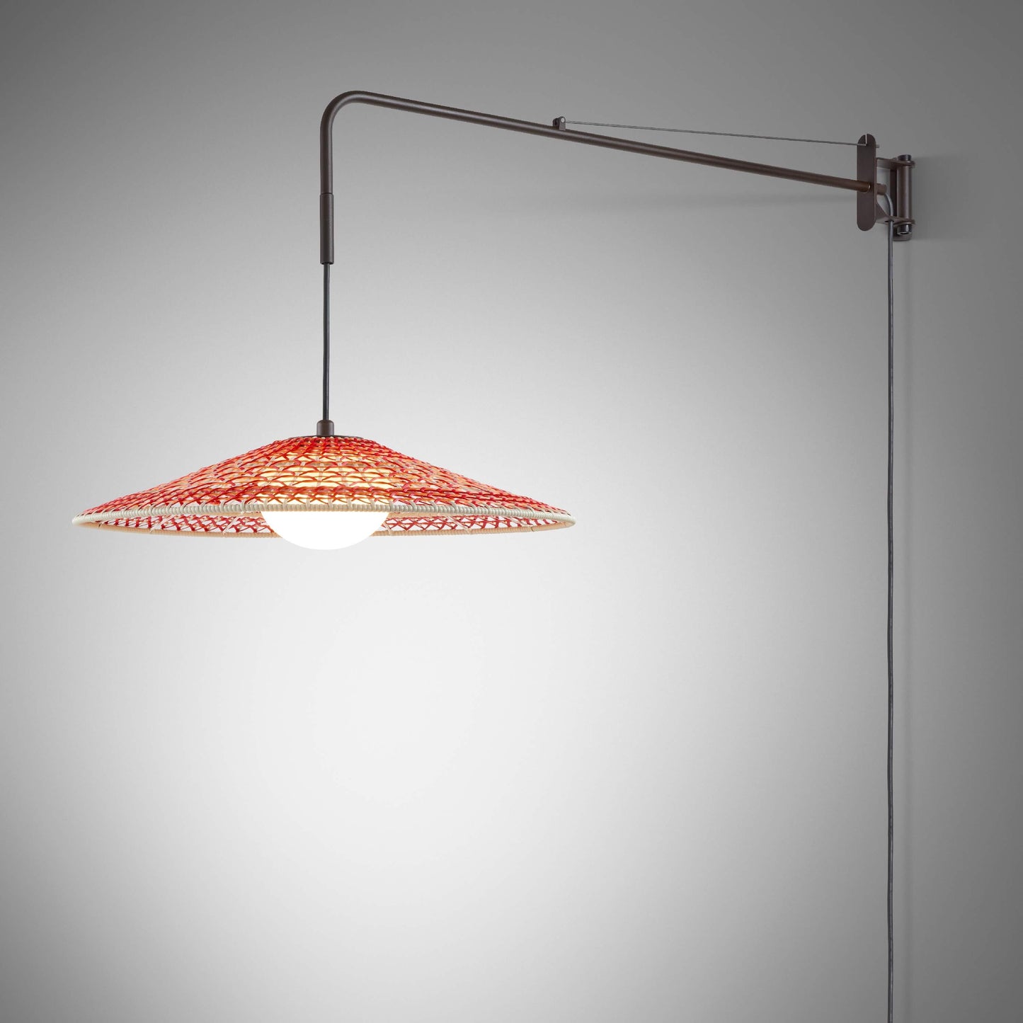 Aplique Nans 55 A/98 Outdoor de Bover con pantalla Roja para exterior IP44