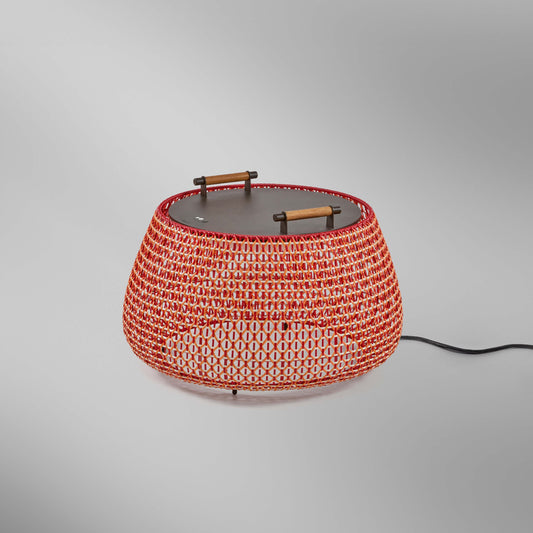 Lámpara de pie Nans Bag/38 Outdoor de Bover con pantalla Roja tejida a mano
