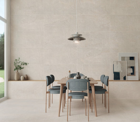Ambiente KTL Newbury Sand 60x120 cm, porcelánico efecto piedra en comedor